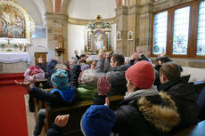 Krippenandacht mit Segnung der Kinder (Foto: Karl-Franz Thiede)